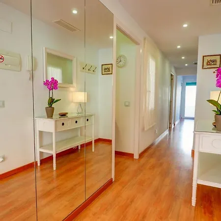 San Sebastian By Hello Homes 锡切斯