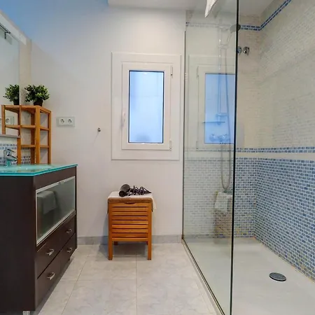 San Sebastian By Hello Homes *