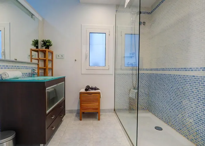 San Sebastian By Hello Homes *